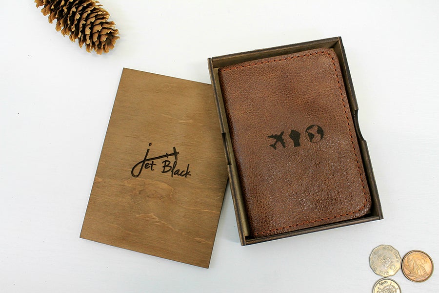 14 Gifts Perfect for The Traveling Girl in Your Life
